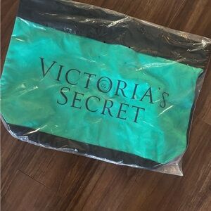 Victoria's Secret Aqua and Black Tote